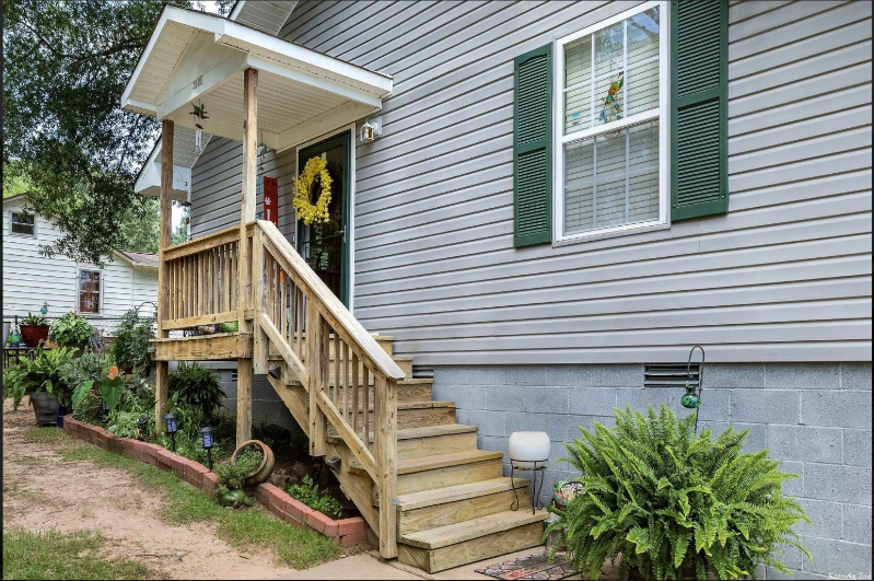 3505 Boyd Street - Photo 4 of 17