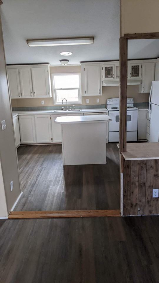 325 County Road 309 - Photo 2 of 13