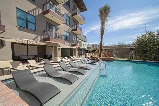 Southline - Photo 3 of 26