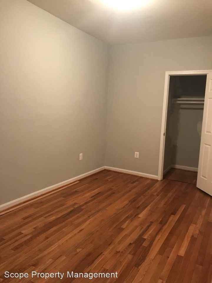 1718 West Virginia Ave NE - Photo 3 of 7