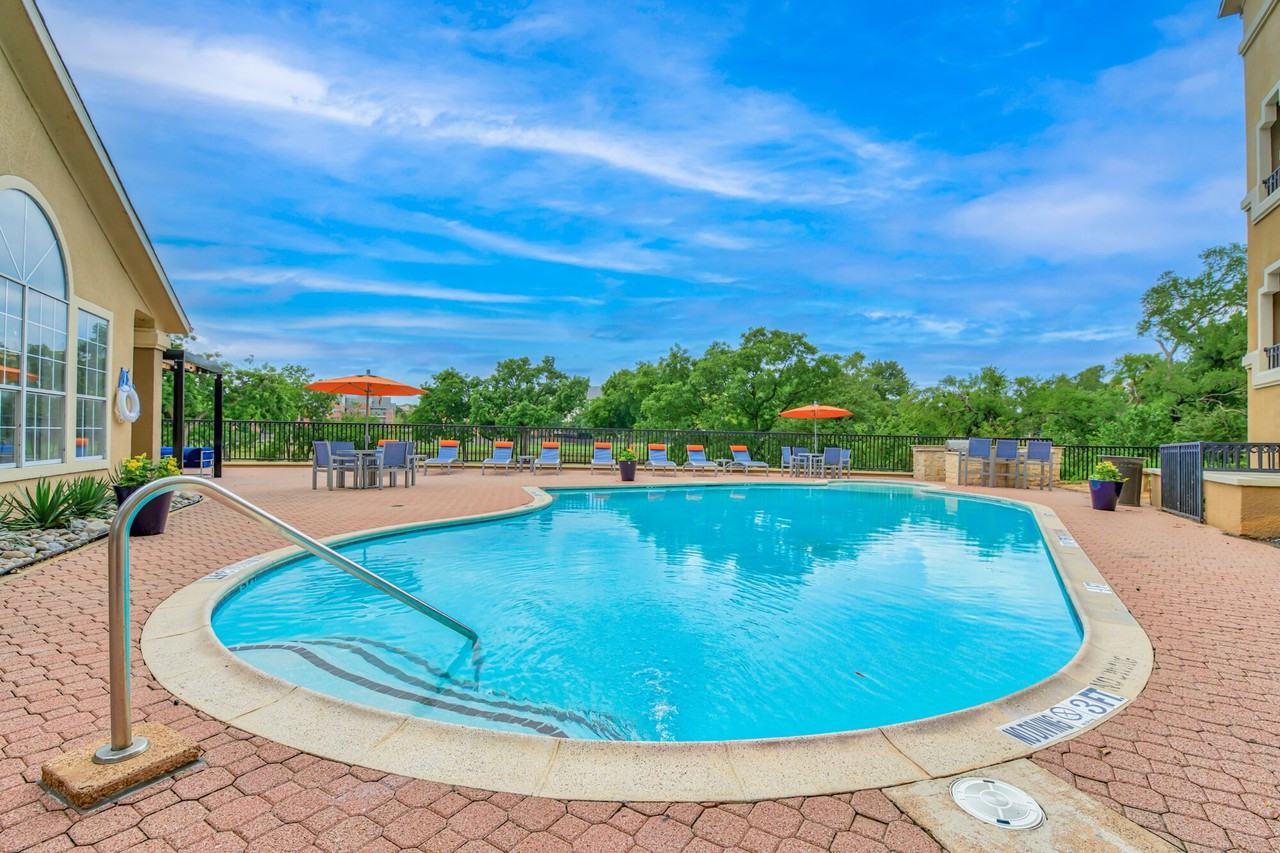 Fairways at Prestonwood - Photo 6 of 25