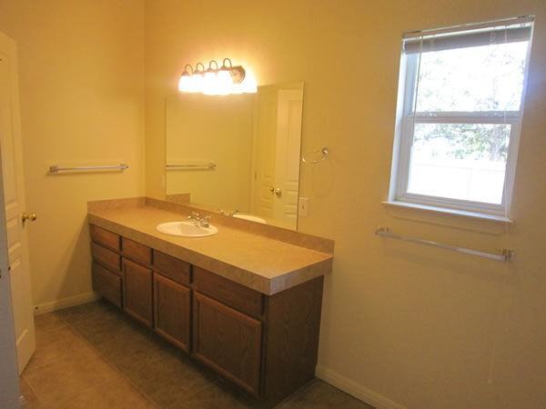 Country Hills Apartments 17491775 SHEPPARD REES RD/BLESSED LANE