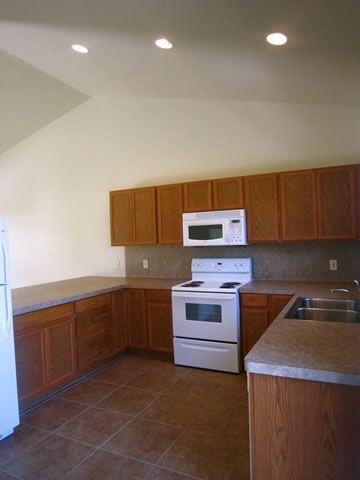 Country Hills Apartments 17491775 SHEPPARD REES RD/BLESSED LANE