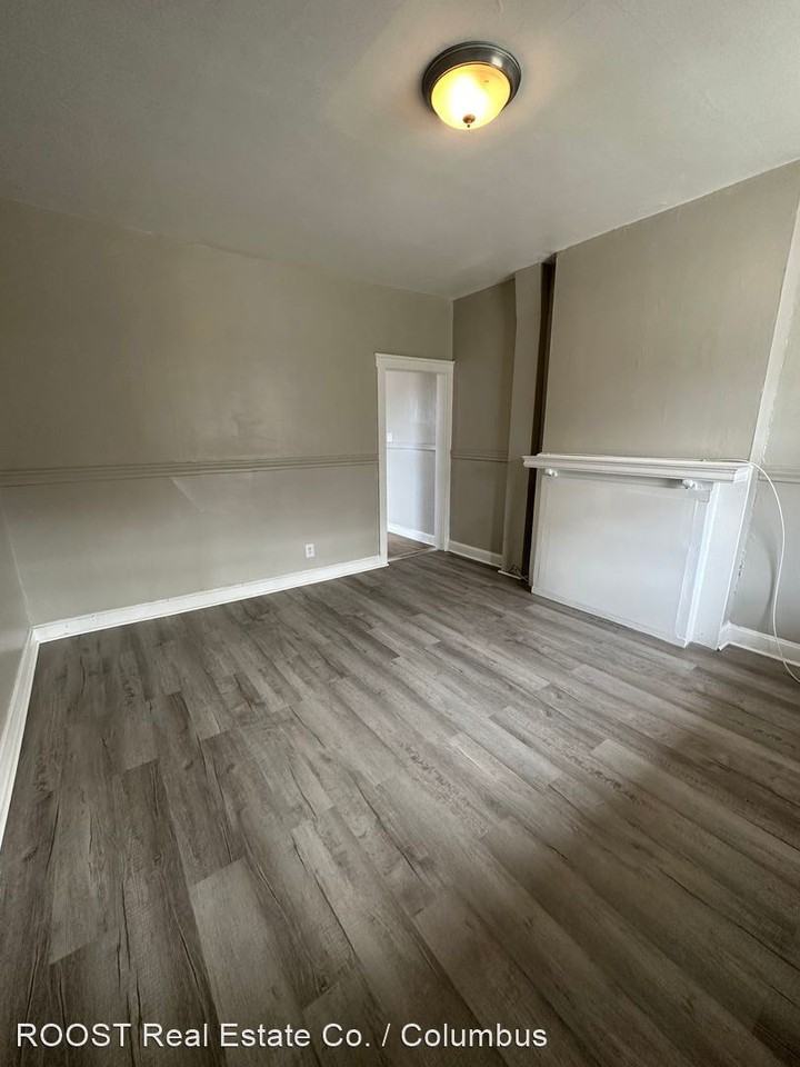 100 N. Central Avenue - Photo 2 of 12