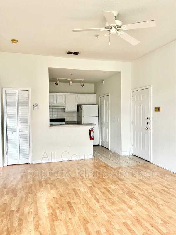 8820 Legacy Dunes Court #304 - Photo 5 of 26