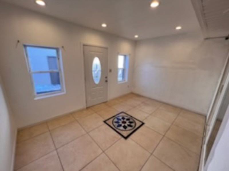 109 Rear West Blaine Street - Photo 3 of 25