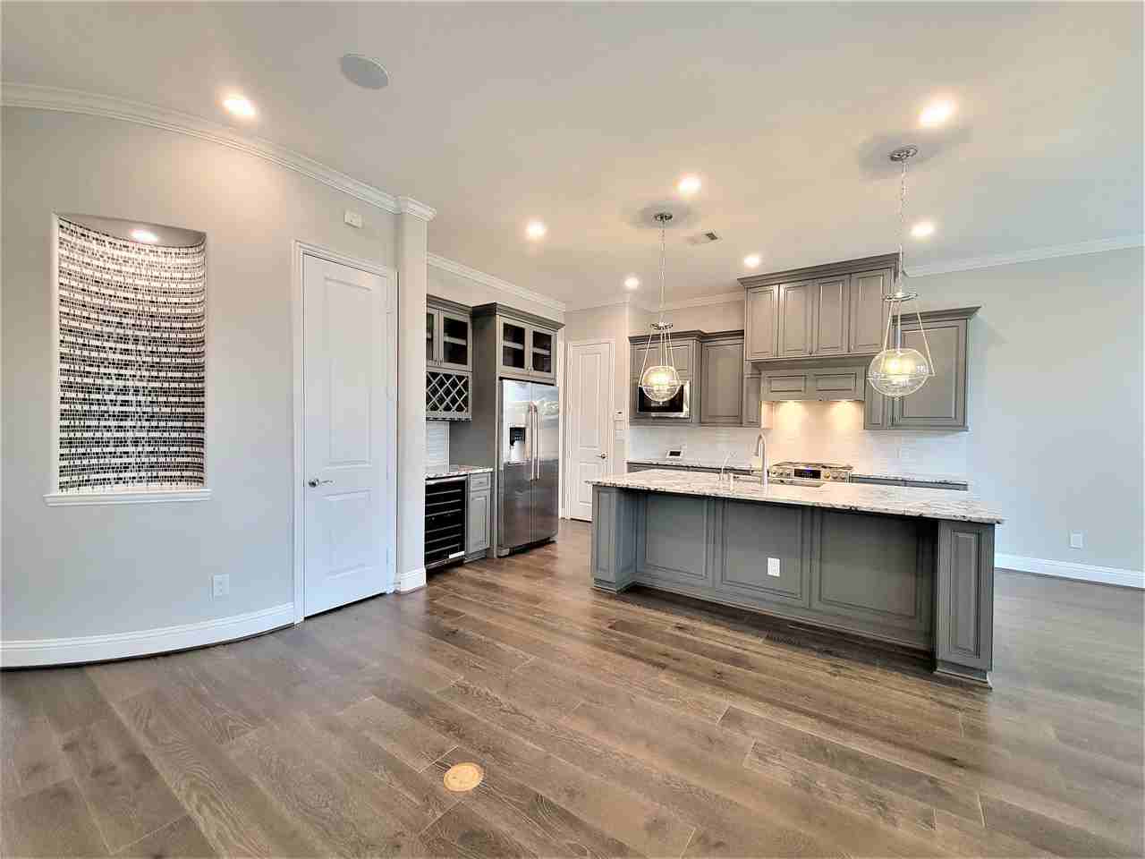 35 Silver Rock Dr - Photo 4 of 21