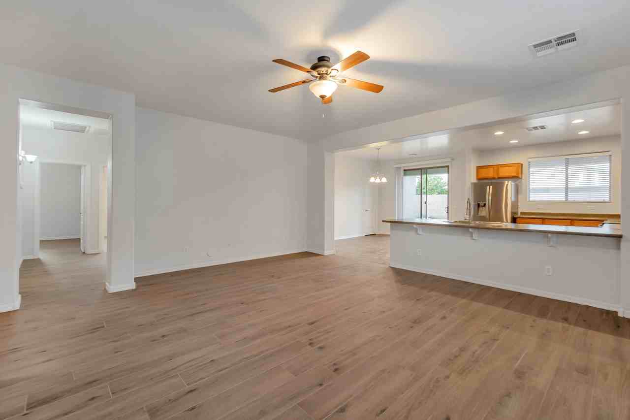 1278 W Stephanie Ln - Photo 3 of 15