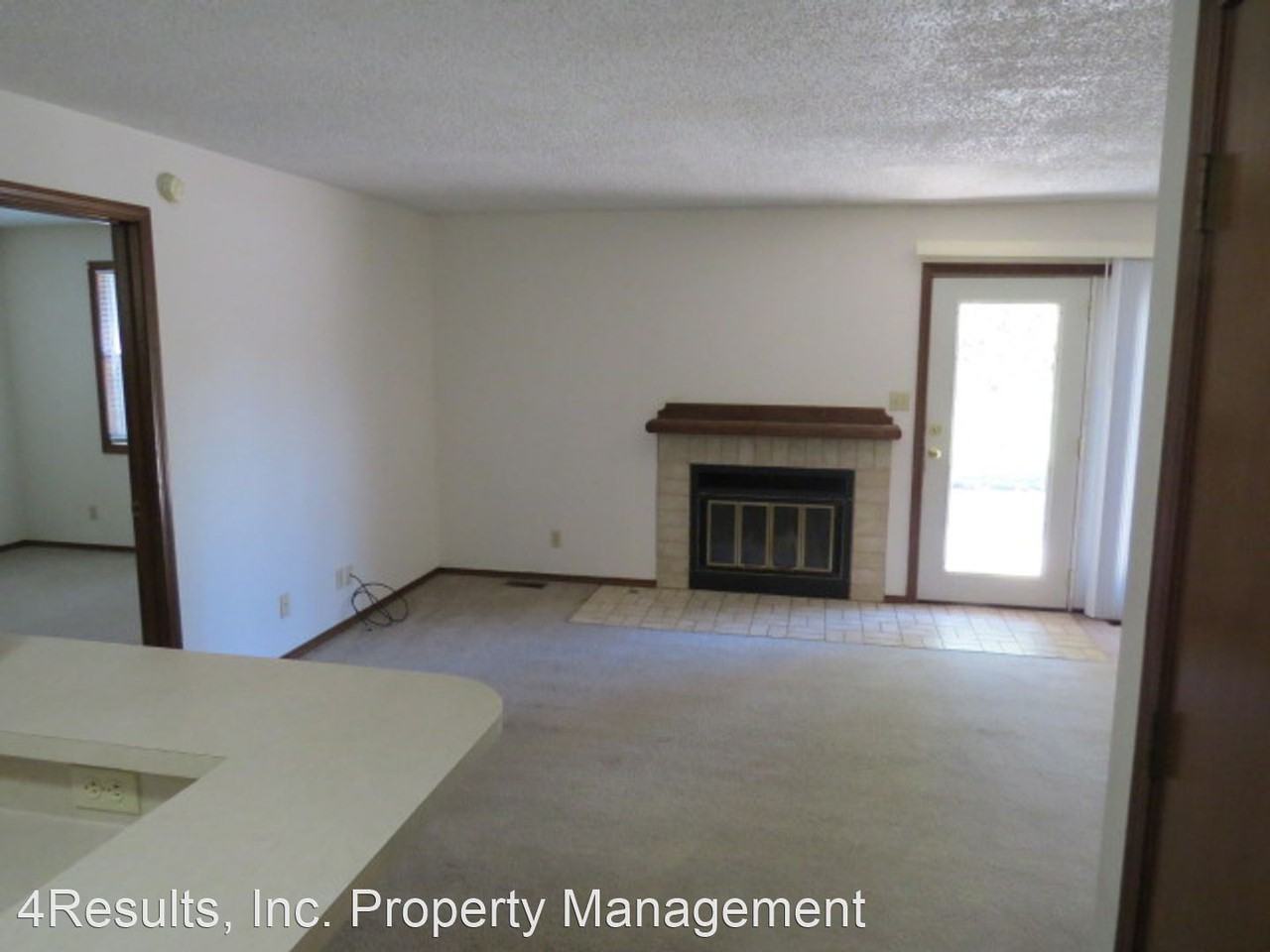 Eastgate Village Apartments 1707 E 24th Ave, Hutchinson, KS 67502