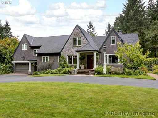 202 Berwick Rd - Photo 2 of 16