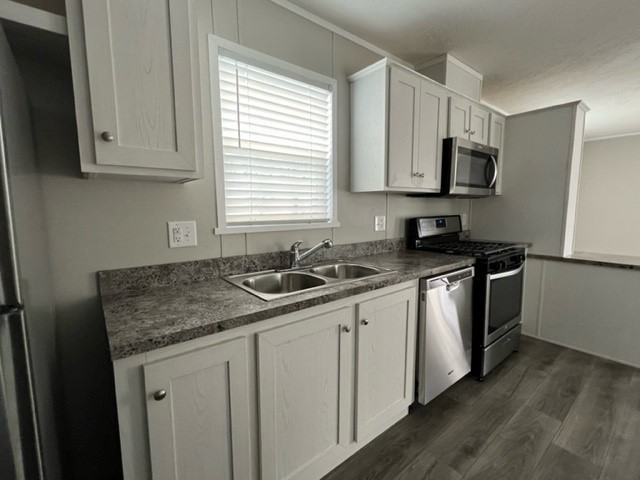 5222 Rhine Dr #056 - Photo 6 of 10