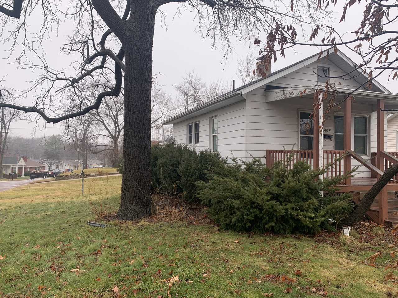 5019 North Belmont Place - Photo 2 of 11