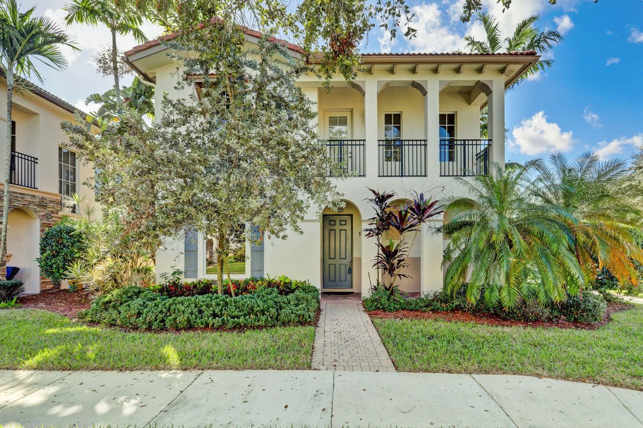 11701 Lake Victoria Gardens Avenue, Palm Beach Gardens FL - Walk Score