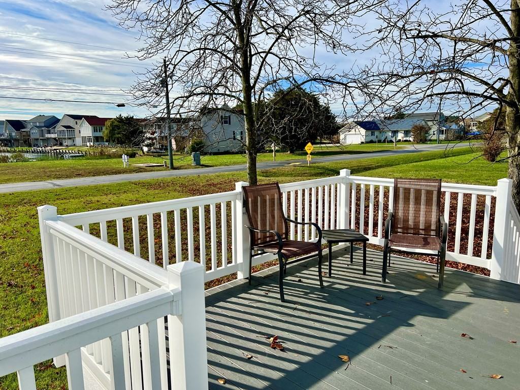 3272 Captains Corridor - Photo 2 of 20