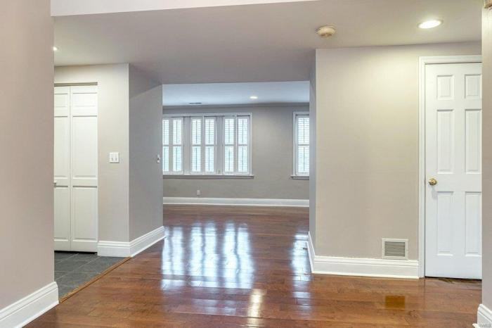 7540 Wydown Blvd - Photo 2 of 22