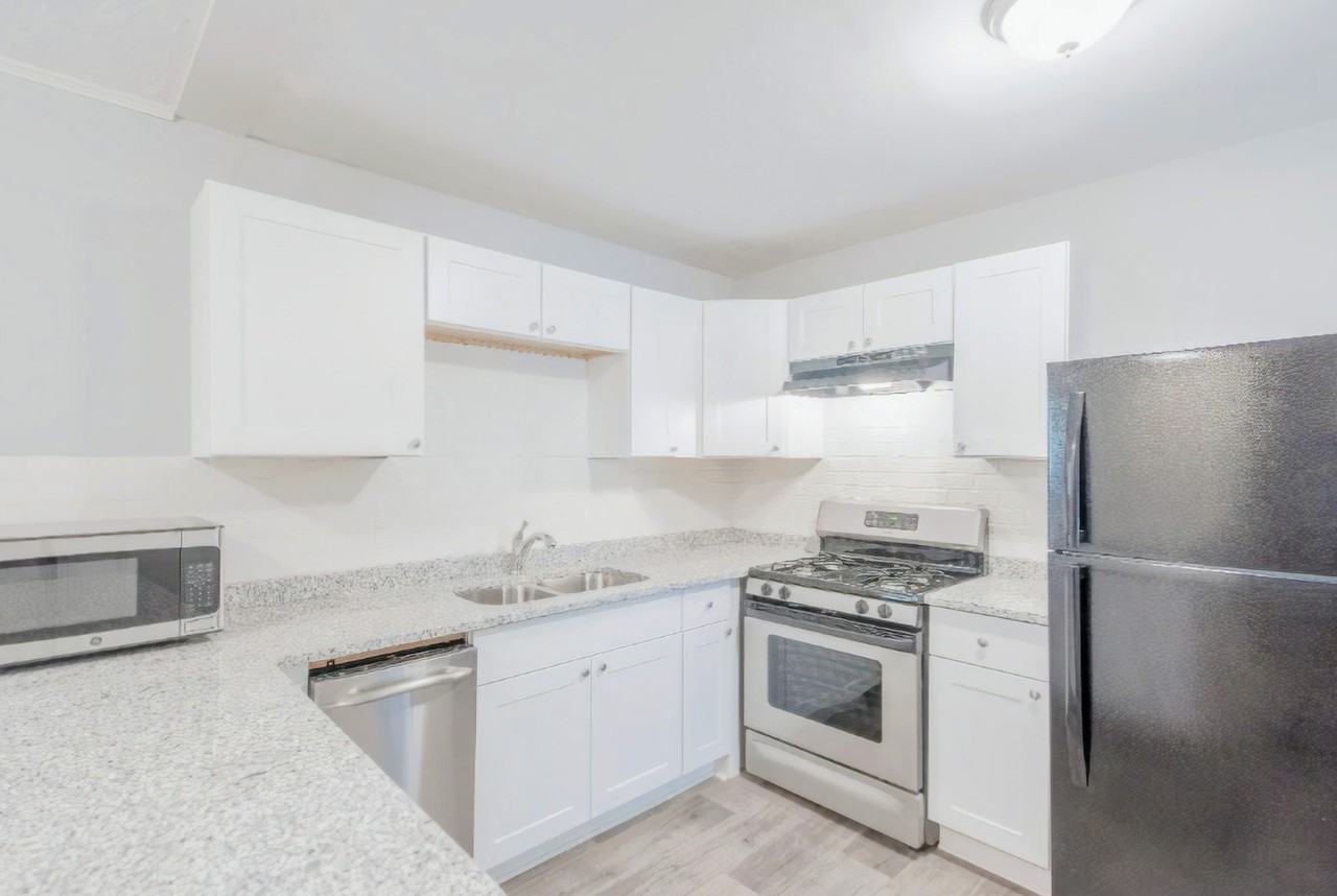 Loghaven Dr Nw - Photo 3 of 5