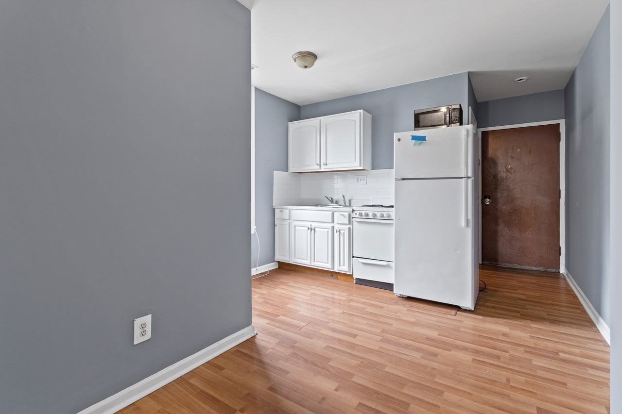 4035 Green Street #2 - Photo 2 of 9