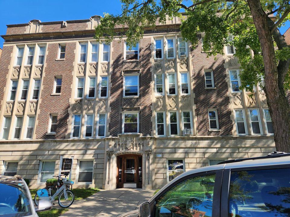 Everett Apartments - Photo 2 of 5