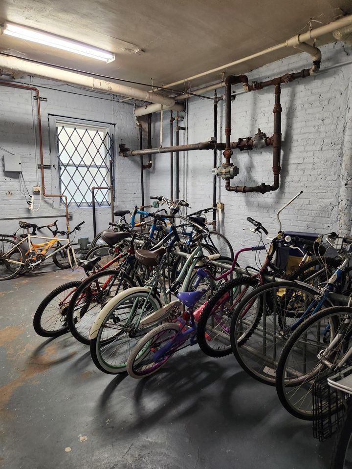 Everett Apartments - Photo 5 of 5