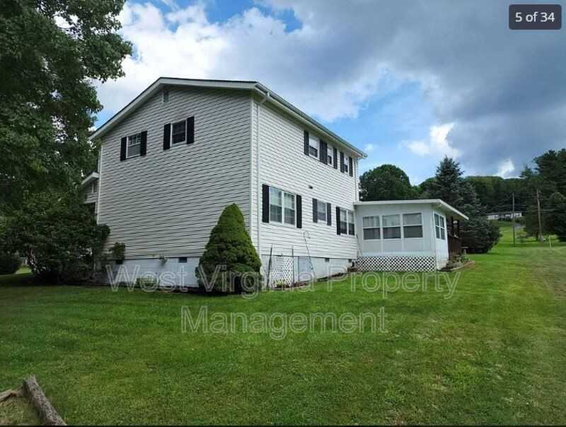 115 Beaver St - Photo 2 of 13