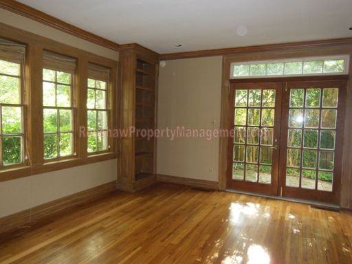 2775 Lombardy Ave - Photo 3 of 21