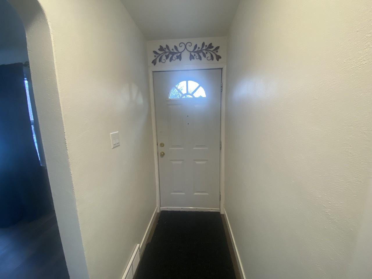 14020 109b Ave Nw - Photo 2 of 18