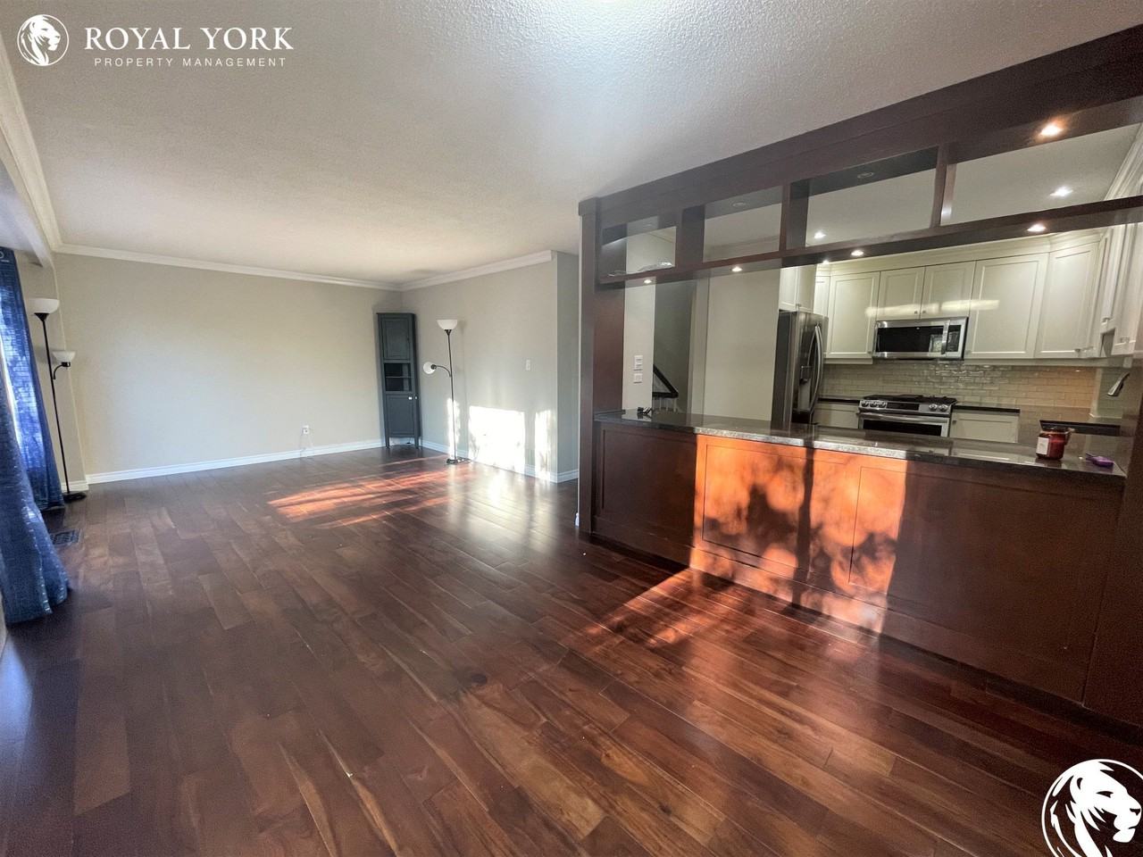 1580 Lancaster Dr #2 - Photo 3 of 41