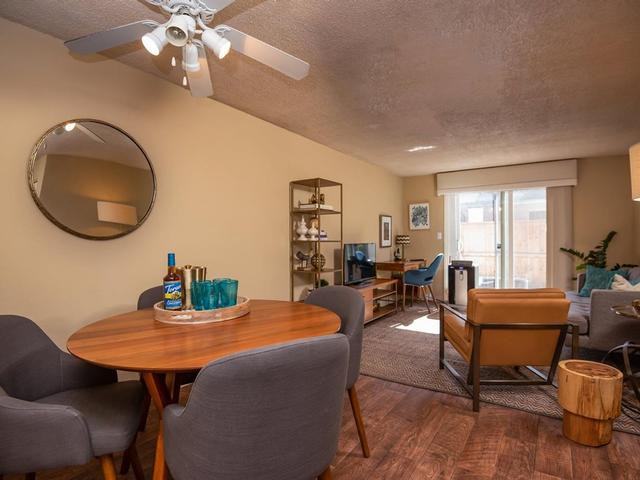 2555 Willakenzie Road - Photo 3 of 9