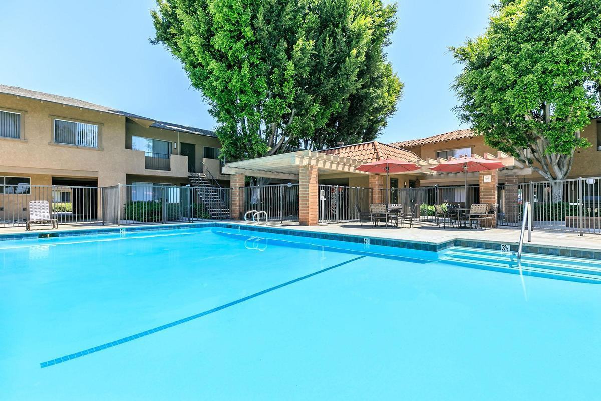 125 N Belinda Cir - Photo 5 of 41