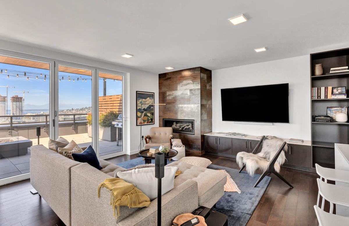 1820 Boylston Ave - Photo 4 of 50