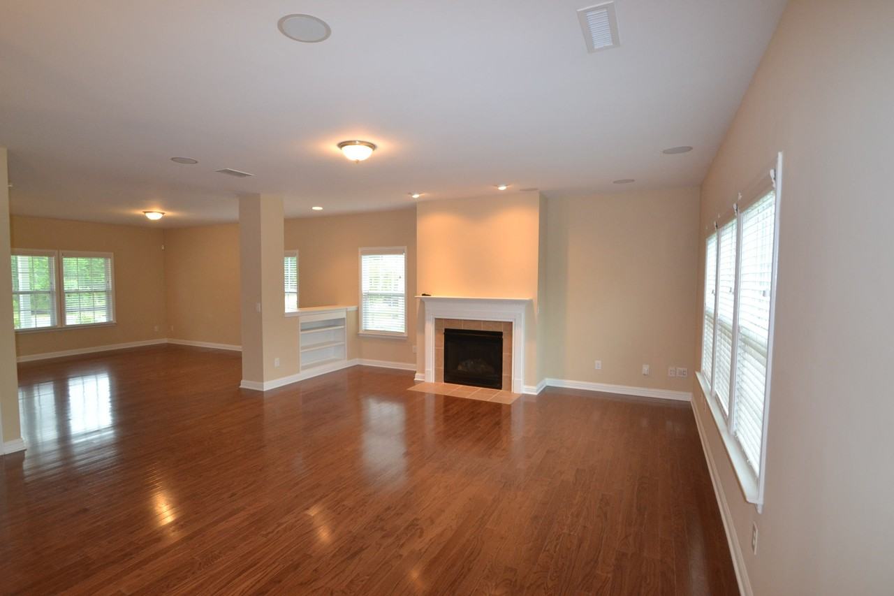 1516 Black Swan Ct - Photo 3 of 9