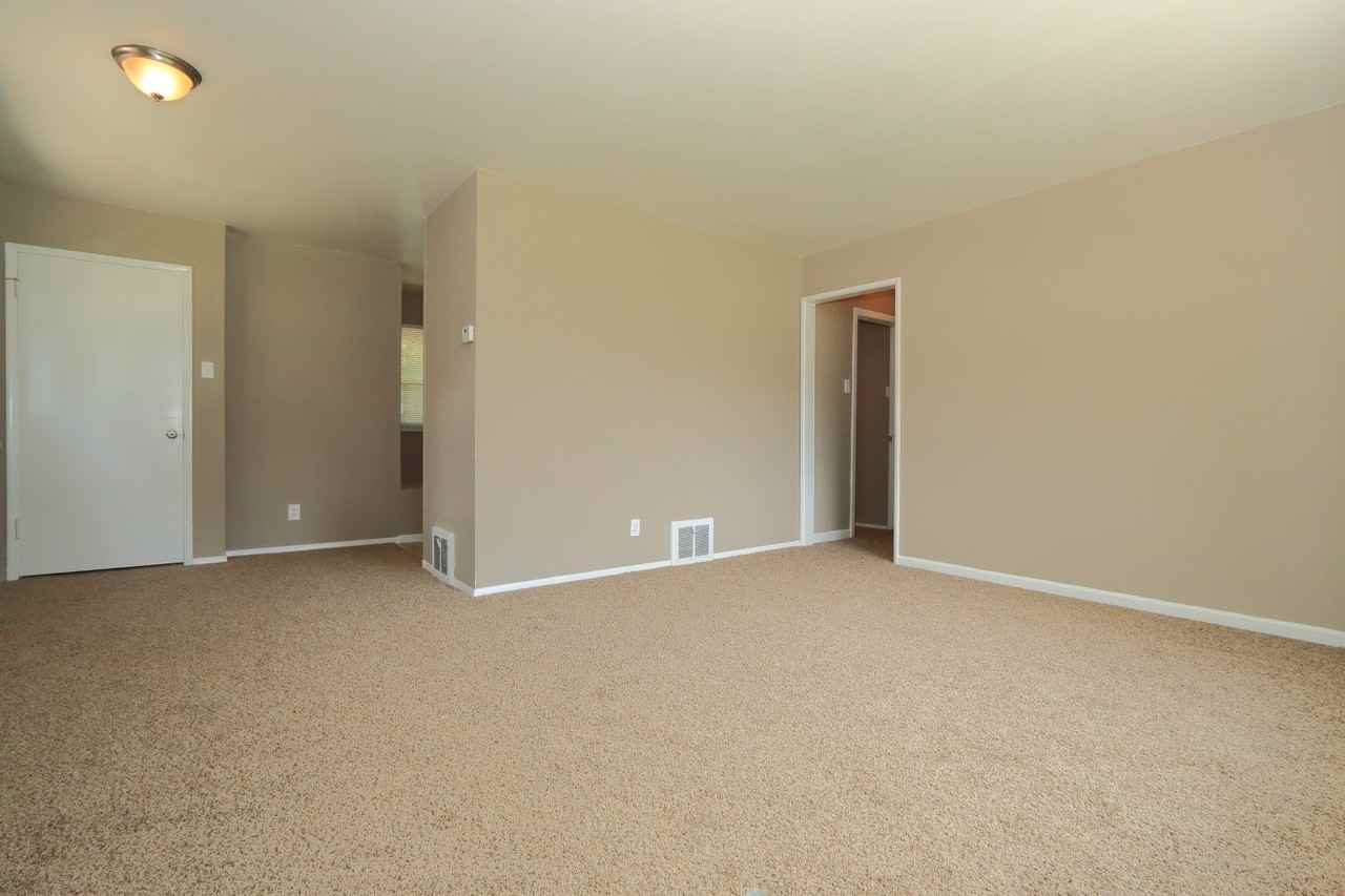 9770 Scottdale Dr - Photo 3 of 13
