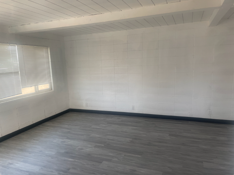 11 East San Joaquin Street - Photo 7 of 17