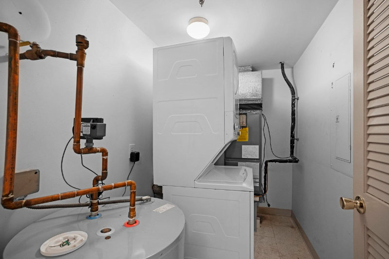33 Deer St #507 - Photo 2 of 15