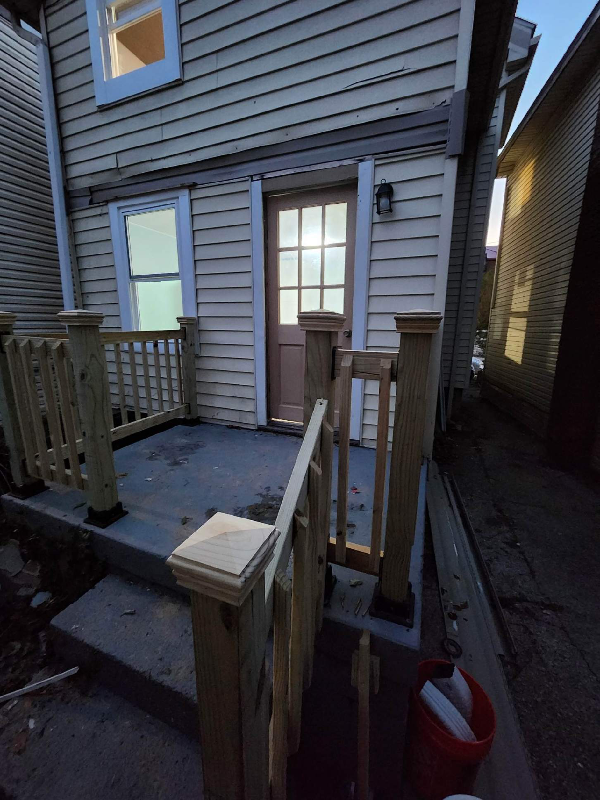 516 11th St - Photo 3 of 14