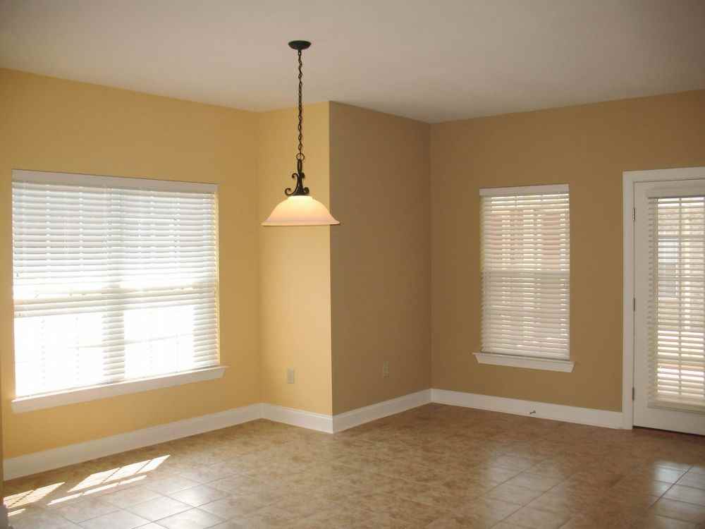 7929 Park Pl Dr N - Photo 3 of 5