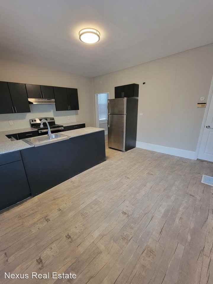 1407 Virginia Ave. - Photo 3 of 20