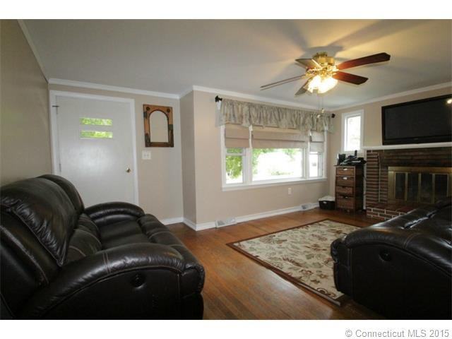 67 Park Ave - Photo 2 of 22