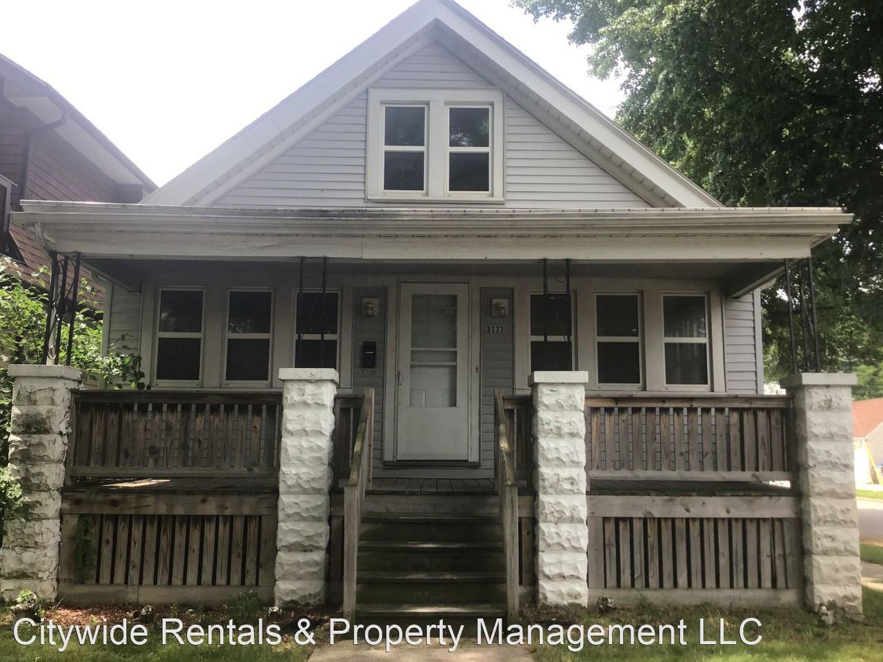 3177 N 38th St - Photo 2 of 22