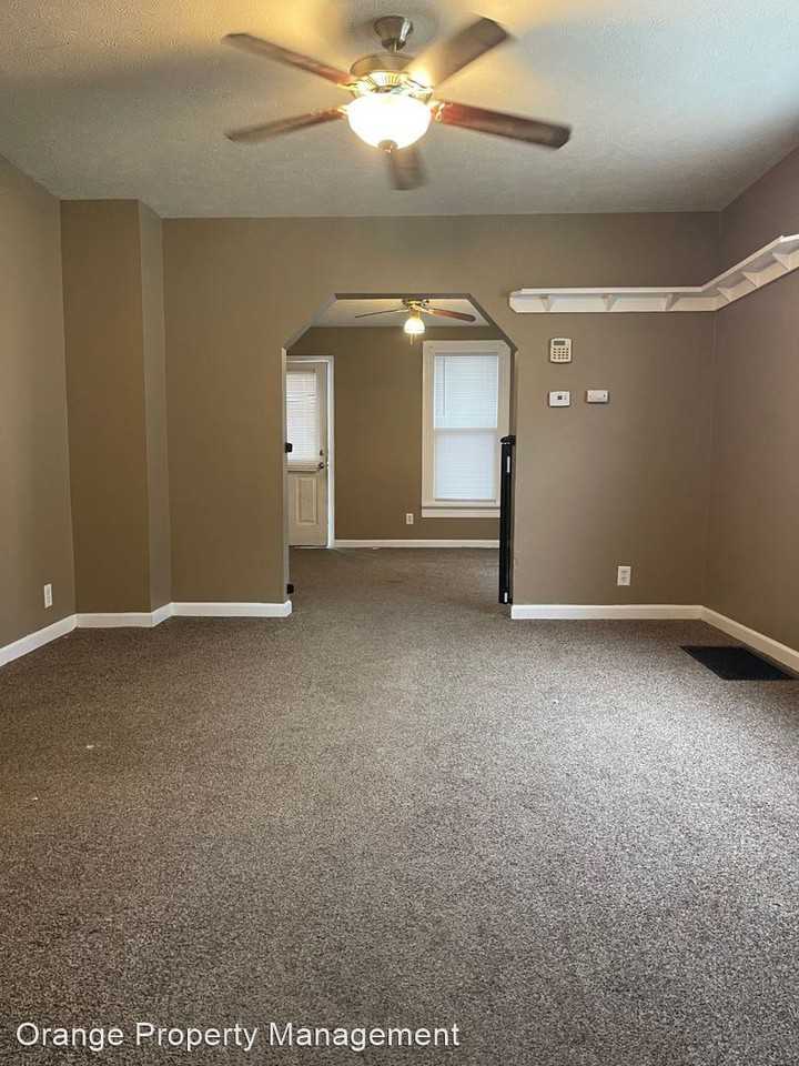 5124 S 23rd St - Photo 3 of 14