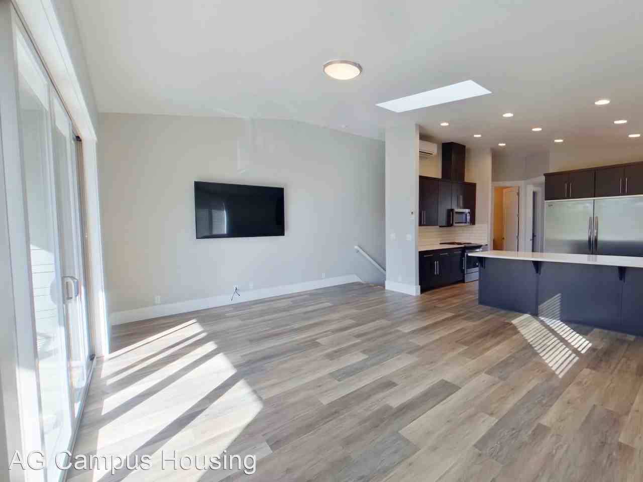 14251427 Patterson St. Apartments 1425 Patterson St 1427, Eugene