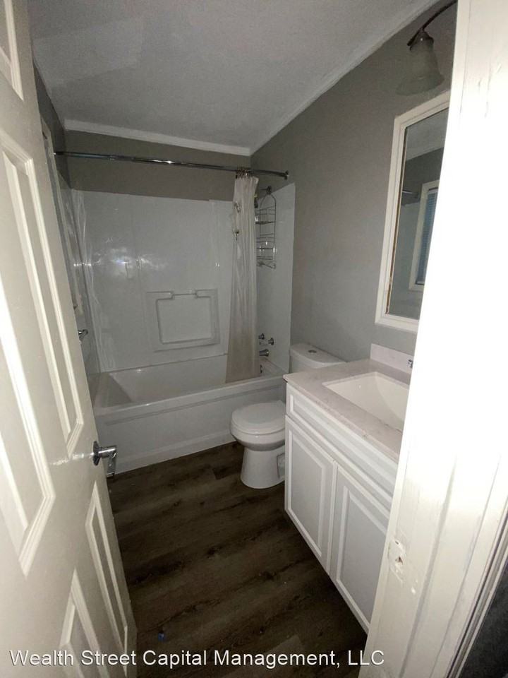 9730 Wingate St - Photo 2 of 16