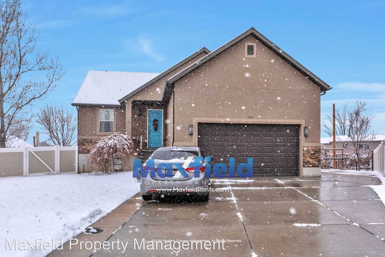 1717 N 1125 W - Photo 2 of 24