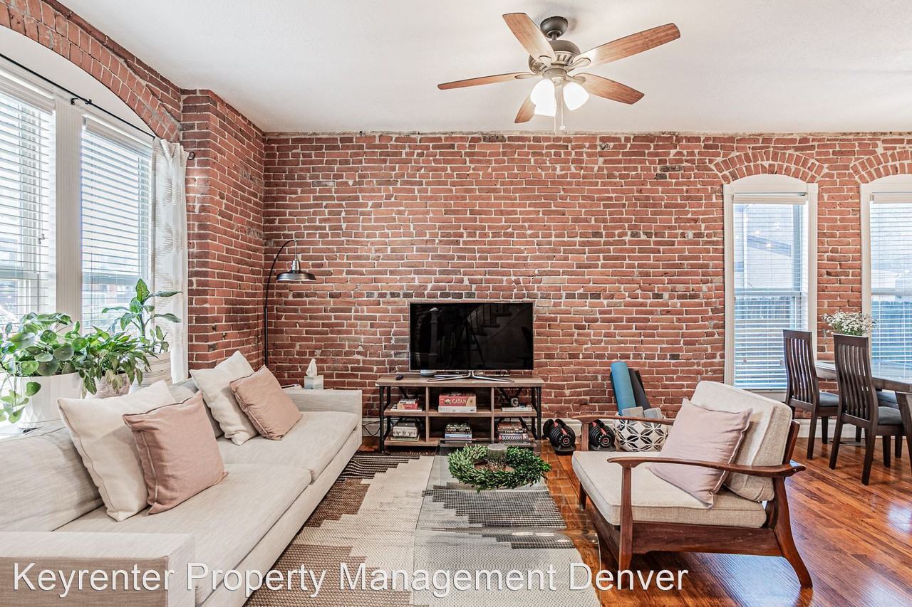 3033 Welton St - Photo 3 of 50