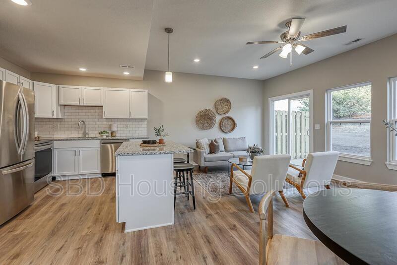 2917 S Harvard Ave - Photo 5 of 20