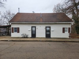 featured image of 126 Washington St