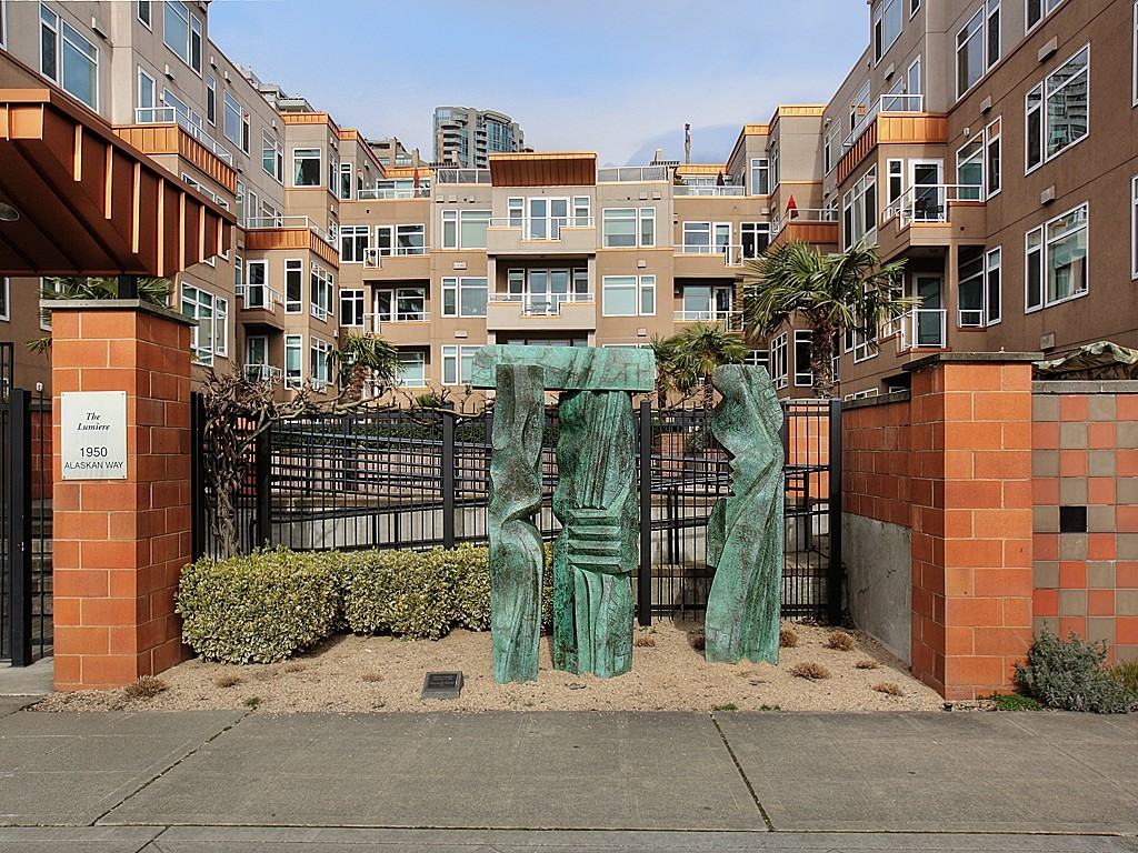 1900 Alaskan Way #309 - Photo 2 of 13