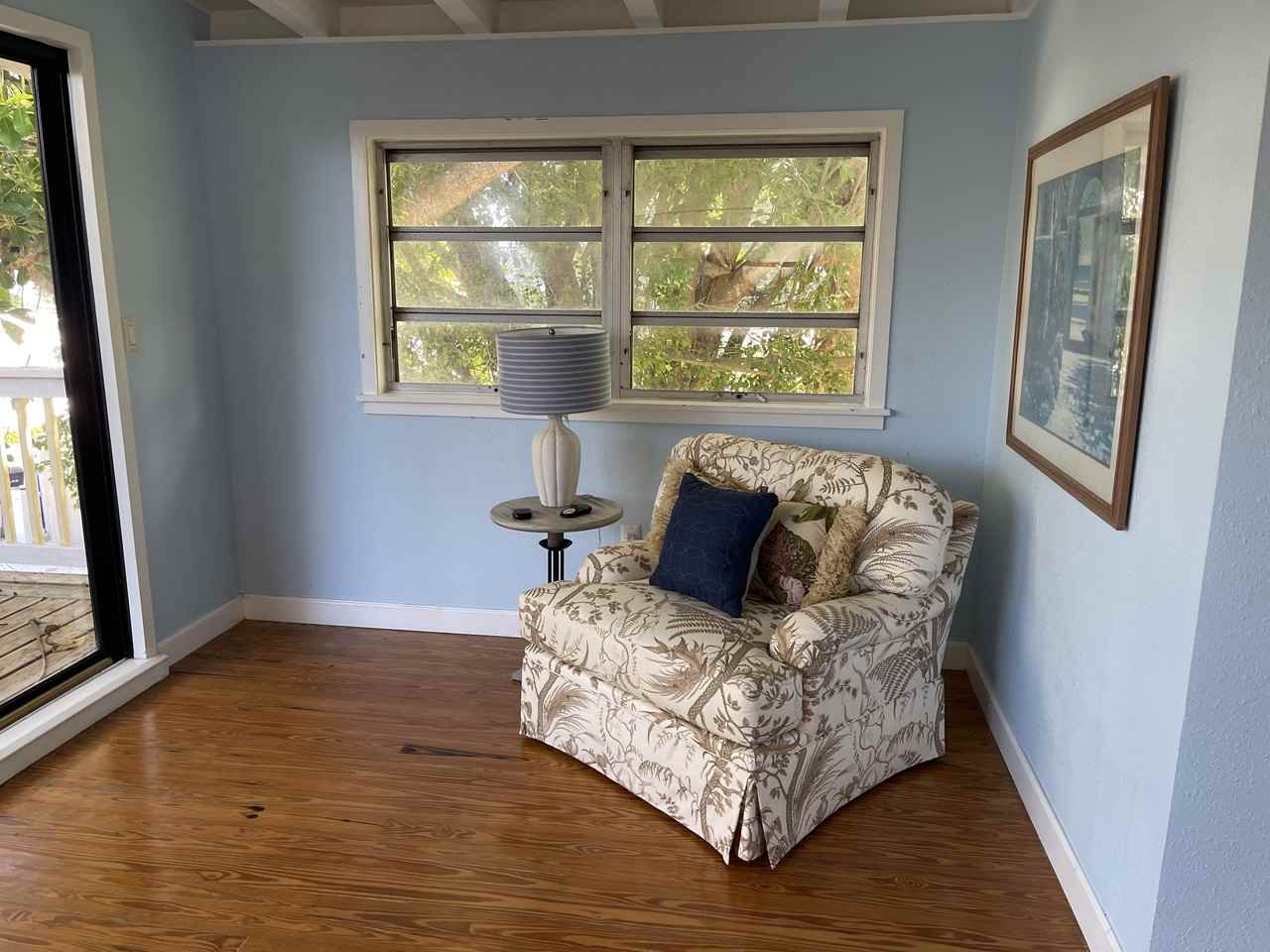 8115 Midnight Pass Rd - Photo 3 of 39