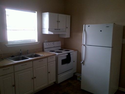 2539 Painters St - Photo 3 of 5