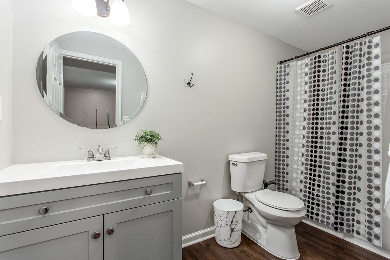 Oakvale Dr - Photo 3 of 13